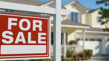 Mistakes to avoid when selling house image